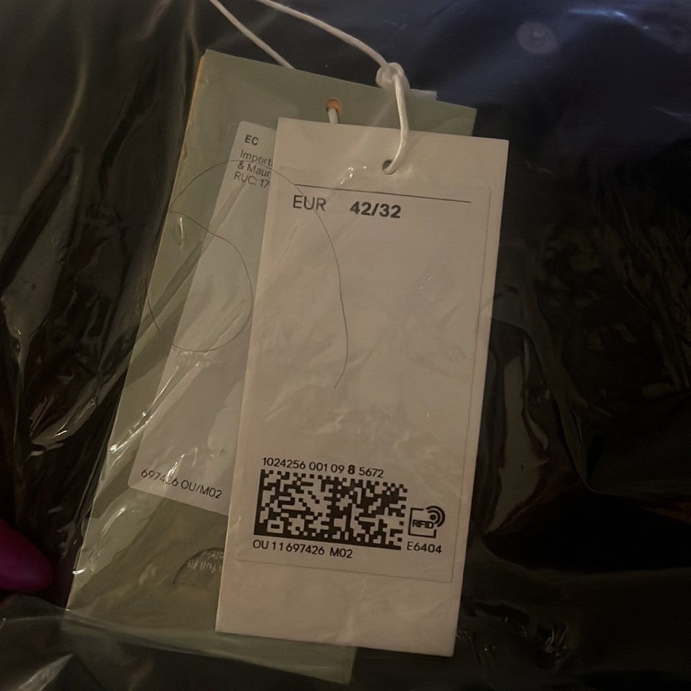 H&M Slim Jeans - Picture 7 of 8